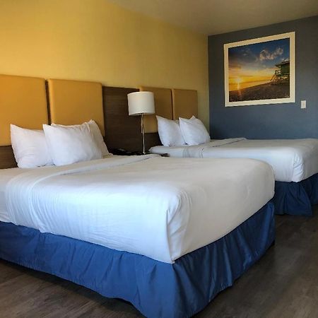 Days Inn By Wyndham Hayward Airport Zewnętrze zdjęcie