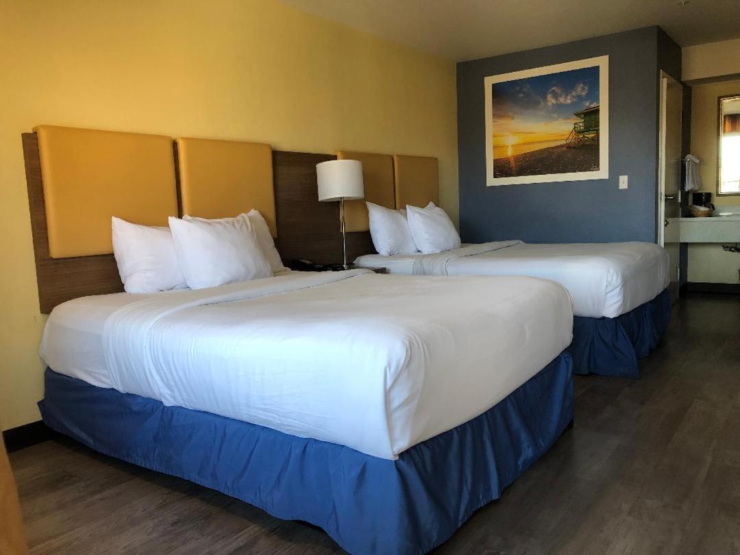 Days Inn By Wyndham Hayward Airport Zewnętrze zdjęcie